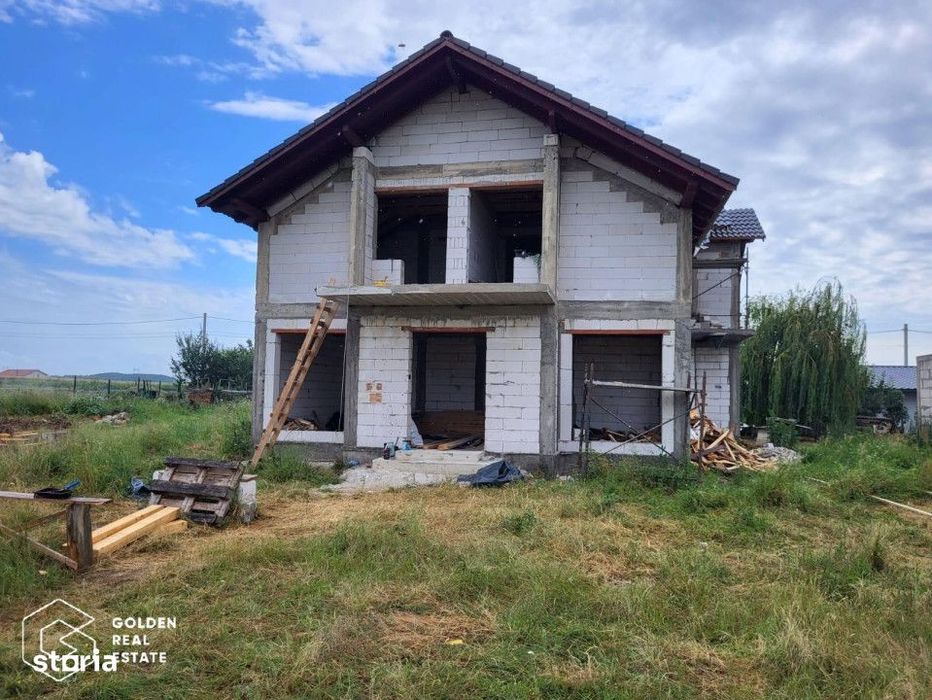 Casa la rosu, P+E, sat Alunis, comuna Frumuseni