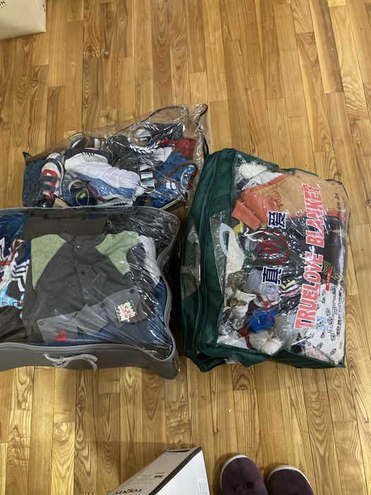 Одежда детская . Импортные вещи обовь и др . С трех месяцев до года