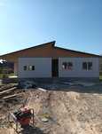 Vând casa  pe structura metalica si panou sandwich