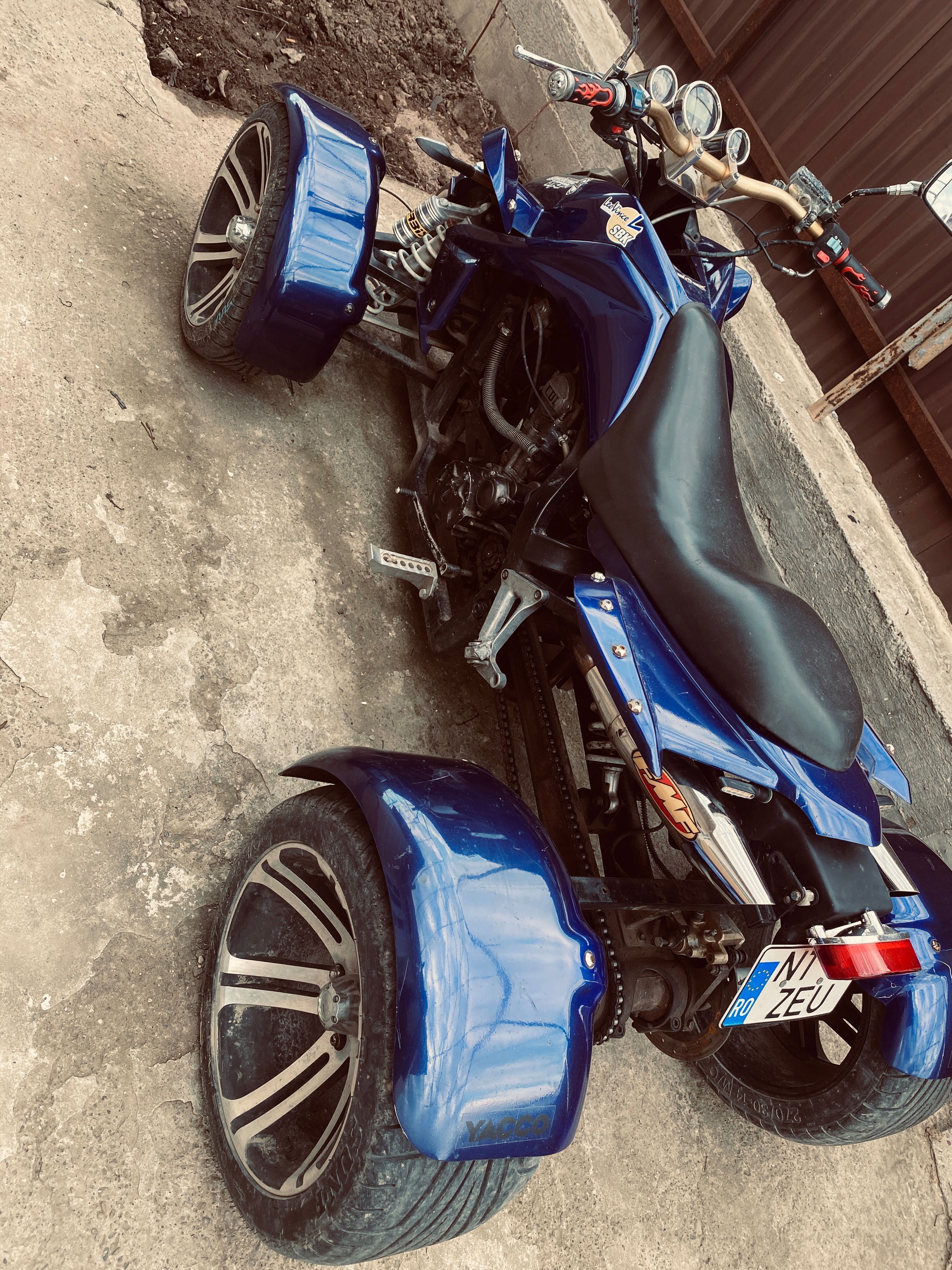 Vând Atv SPY 250cc. Pentru mai multe detali astept mesaj in privat.