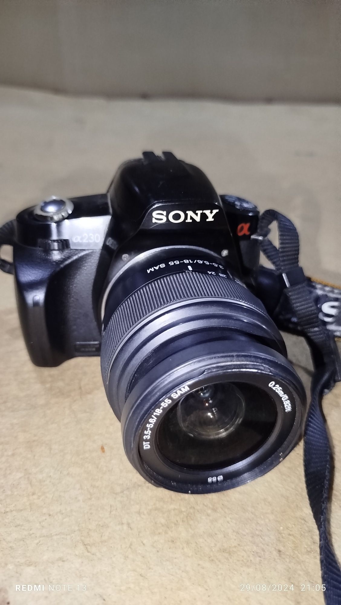 Fotoparat holati yaxshi  xotira kartasi 2 gb