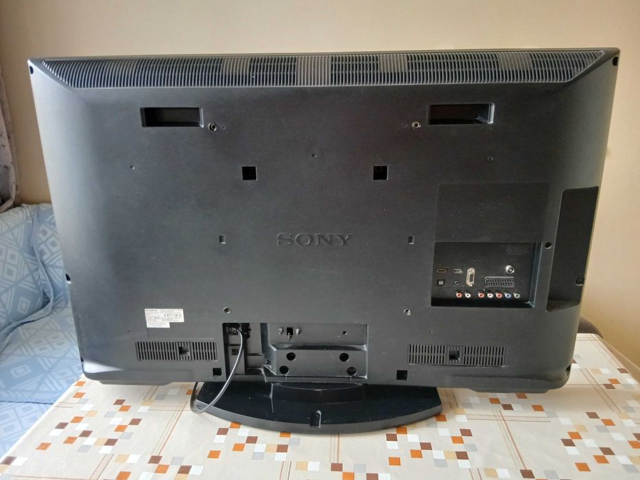 Телевизор Sony Bravia 37 инча