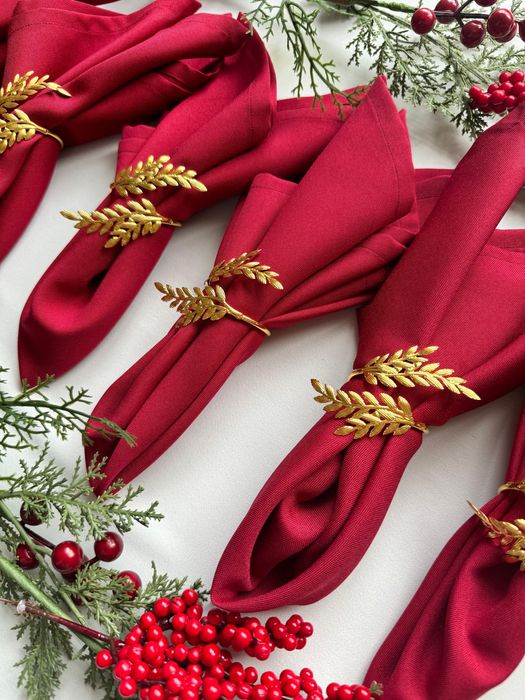 Подарочный набор для сервировки стола (бордо) 140х140 см