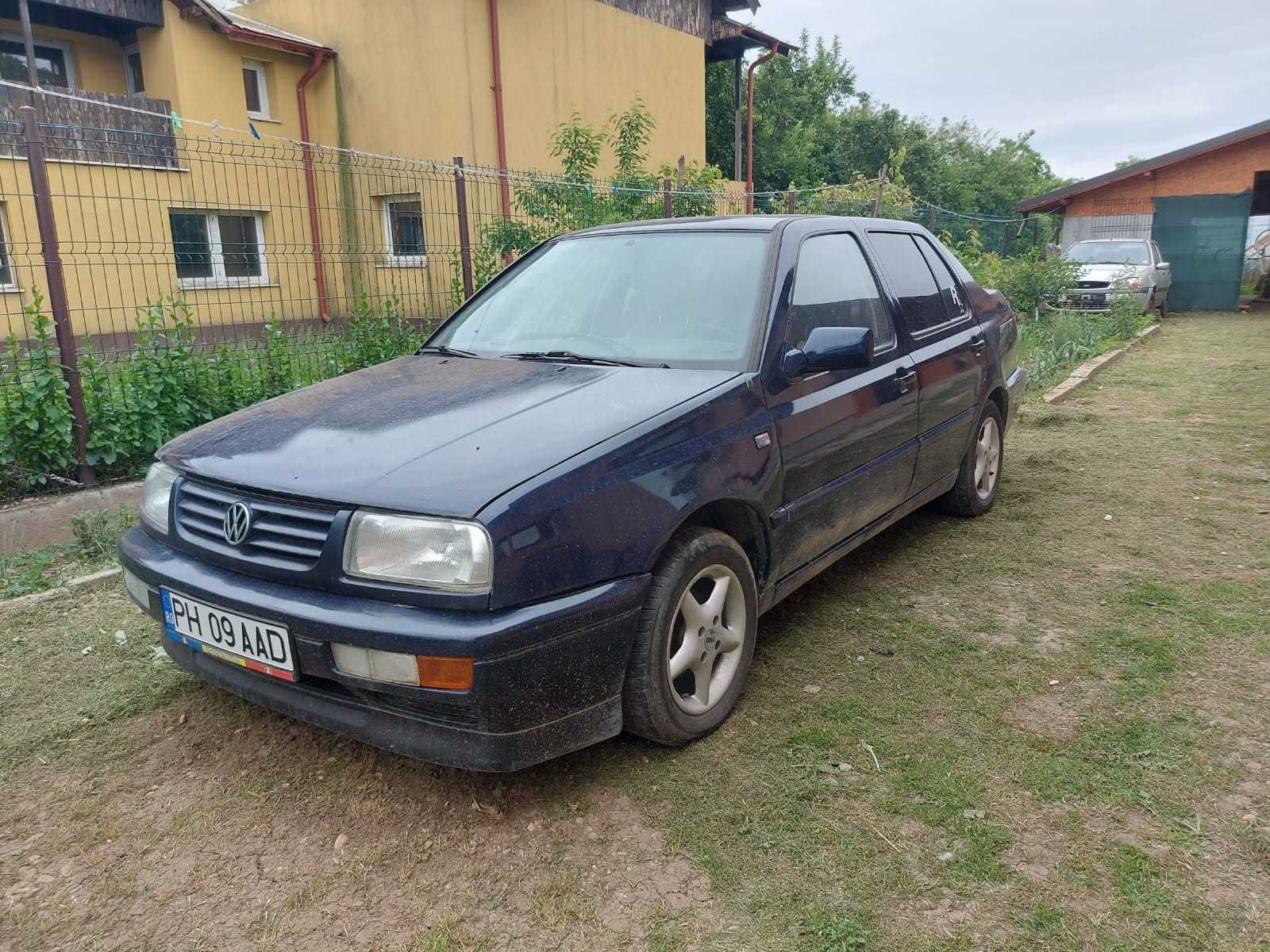 VW Vento Fara rugina