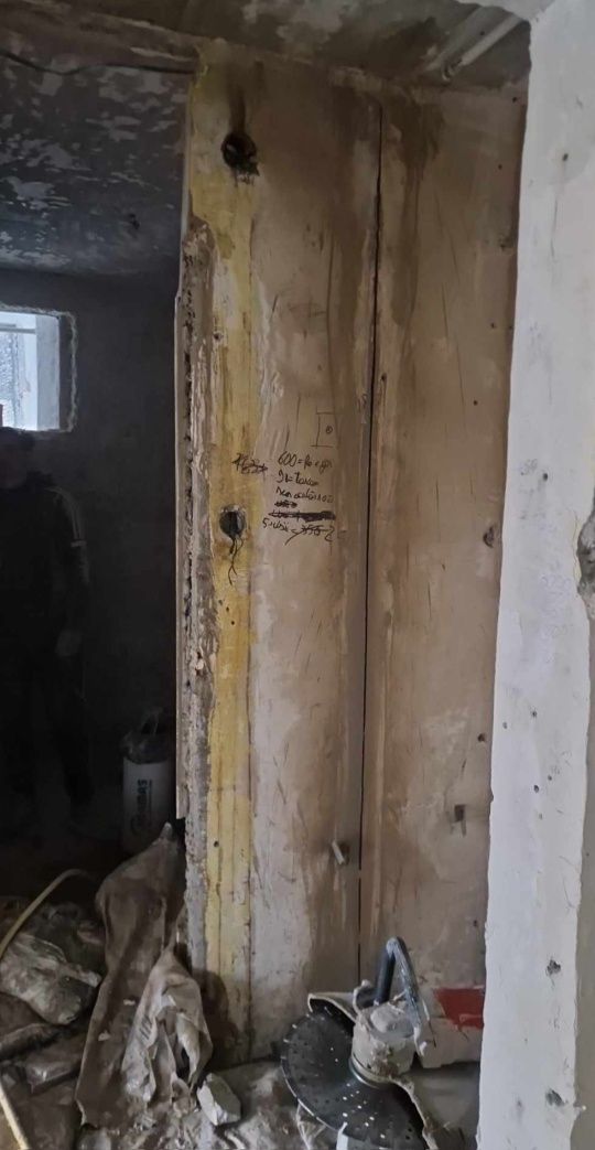 Demolări tăiat pereți, șanturi electrice