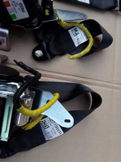 Toyota Avensis T29 kit airbag volan pasager plansa de bord set centuri