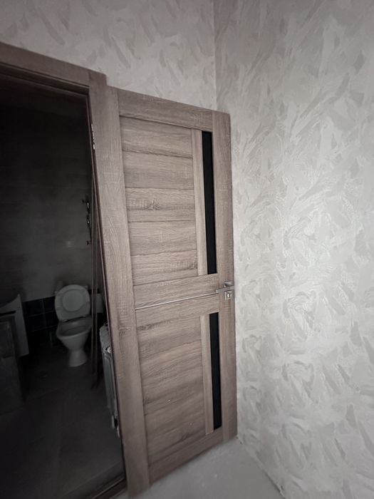 Продам даери, в отличном состояний , пости как новые с откосами!