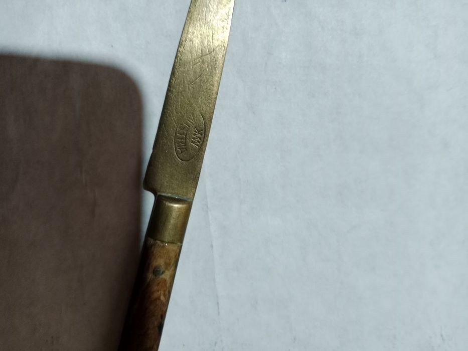 18-аср Эски Тулский самовар ва эски пичоқ