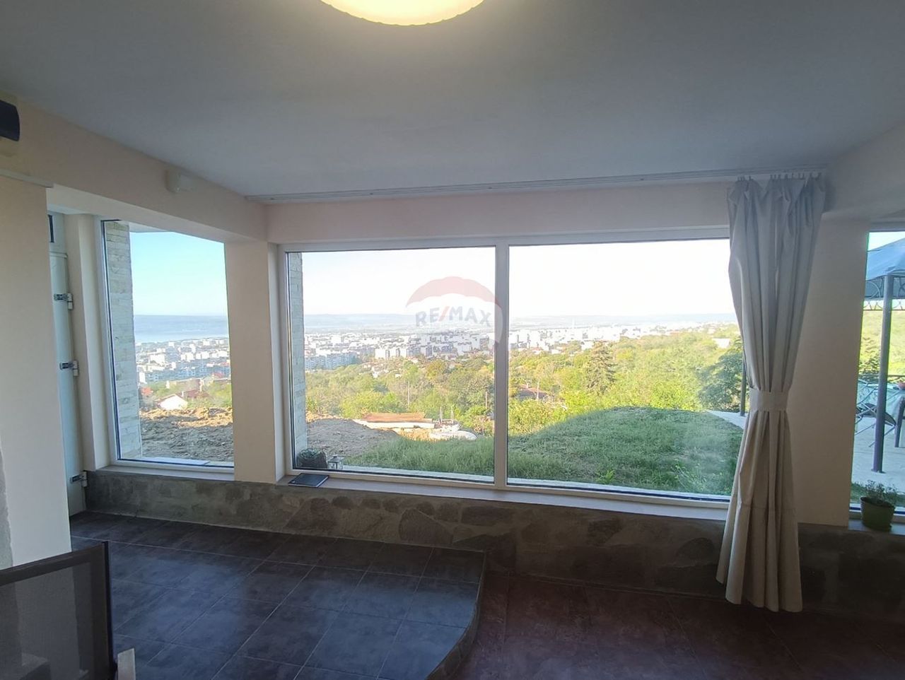 Продава се Къща в Варна, м-т Пчелина - 124 кв.м за 2299 €/кв.м - Снимка #5