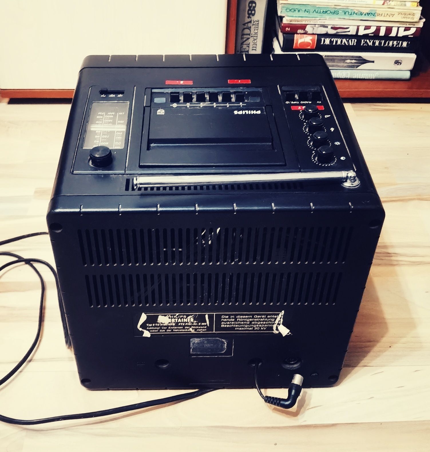 Combina radio casetofon televizor ceas Philips retro vintage colecție