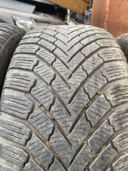 4 броя зимни гуми Continental 225/50 R17 Dot 0619 ном 502