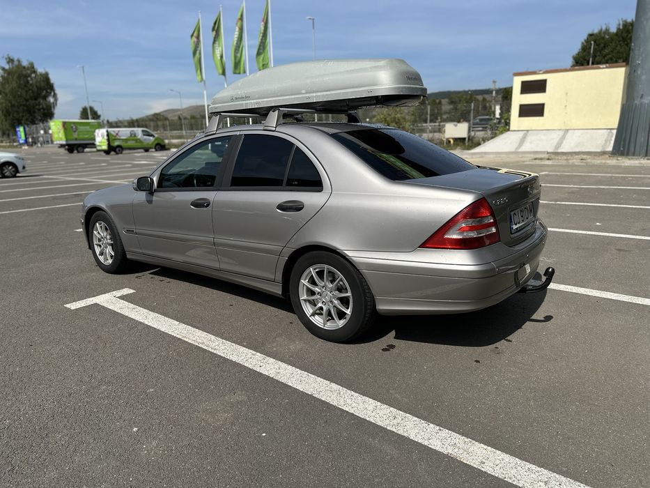 Mercedes Benz C class 220d w 203