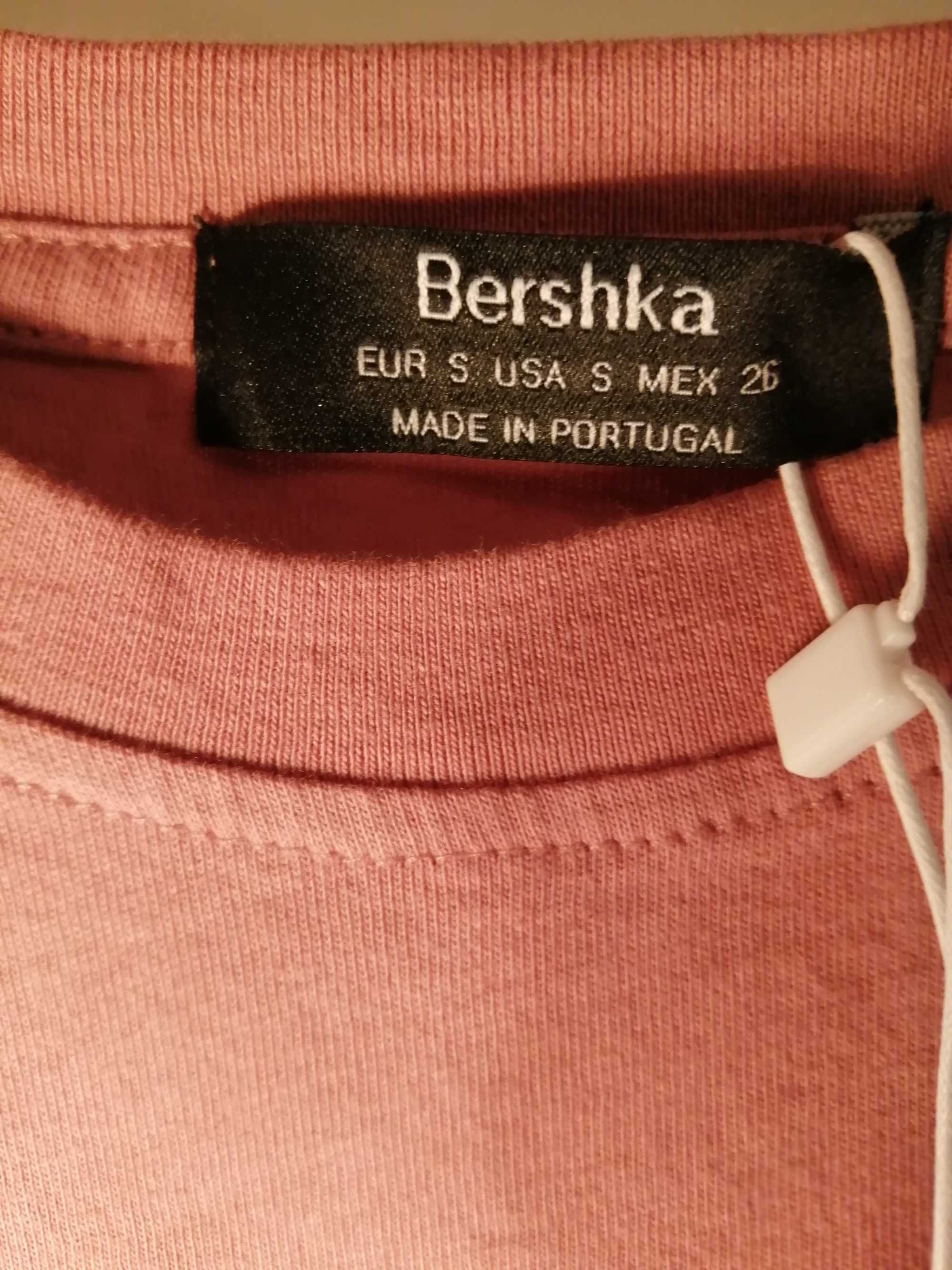 Обемна тениска с принт Bershka