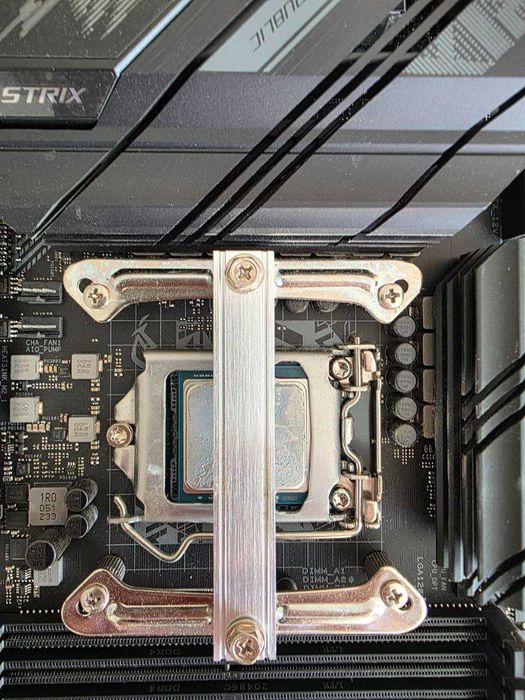 Процессор (CPU) Модель: Intel Core i9-11900KF