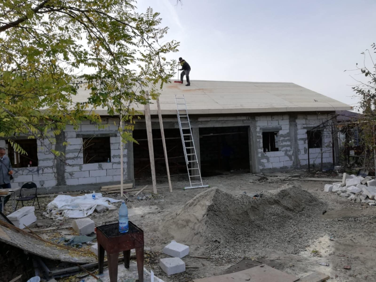 Acoperisuri mansardari jgheaburi burlane tigla metalica