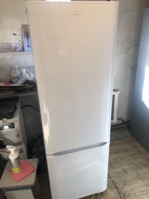 Продам холодильник с доставкой