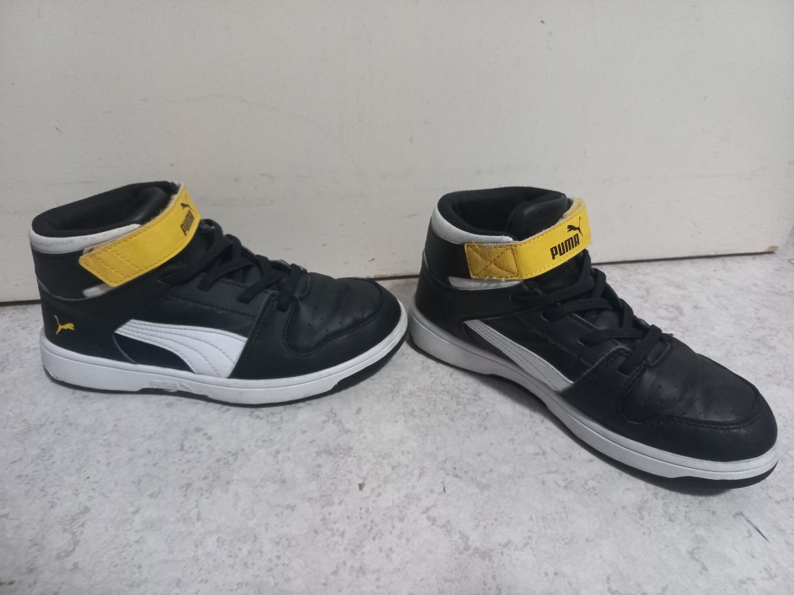 Încălțăminte Puma mărimea 34, respectiv 34.5; Ghete Quechua mărimea 34