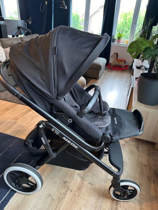 Cărucior Maxi-Cosi Lila Xp + Landou Jade + accesorii