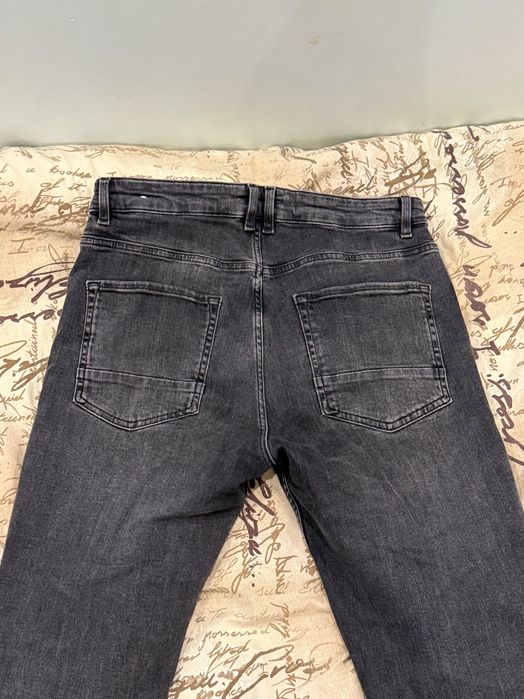 Мъжки дънки Zara