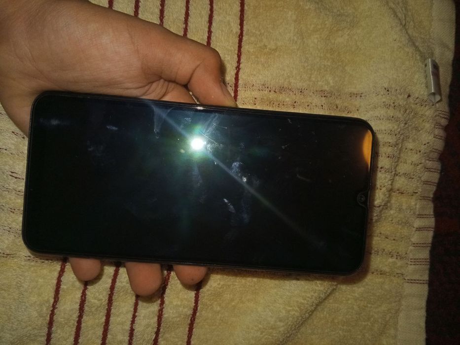 Samsung a50  64 tali