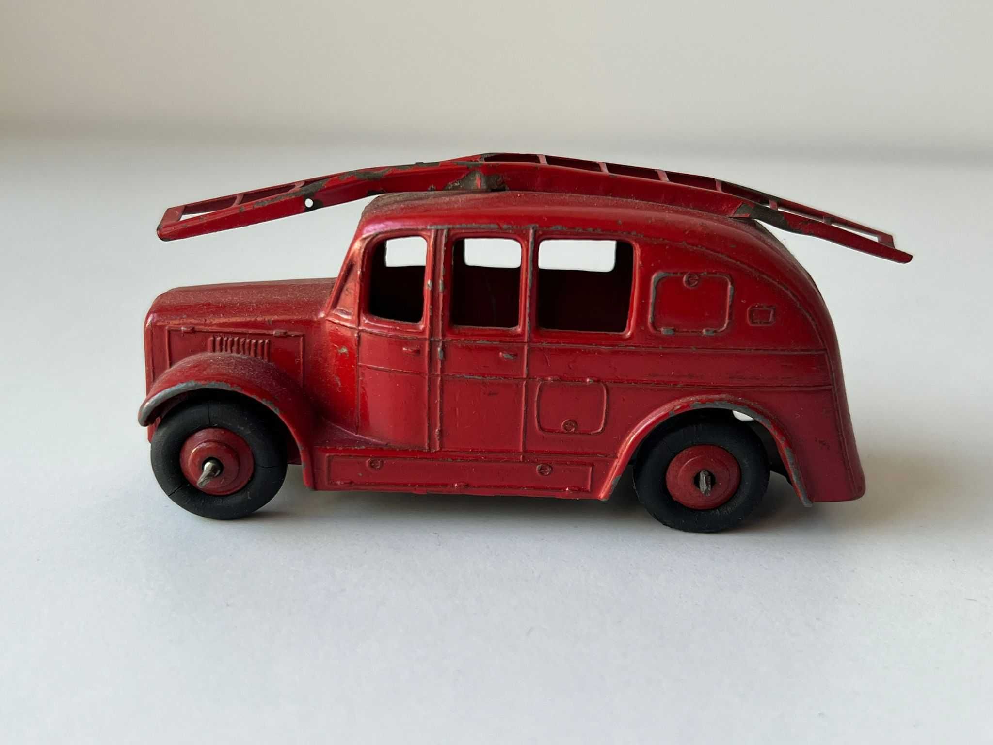 Macheta auto 1/43 Dinky Toys Meccano UK Masina Pompieri