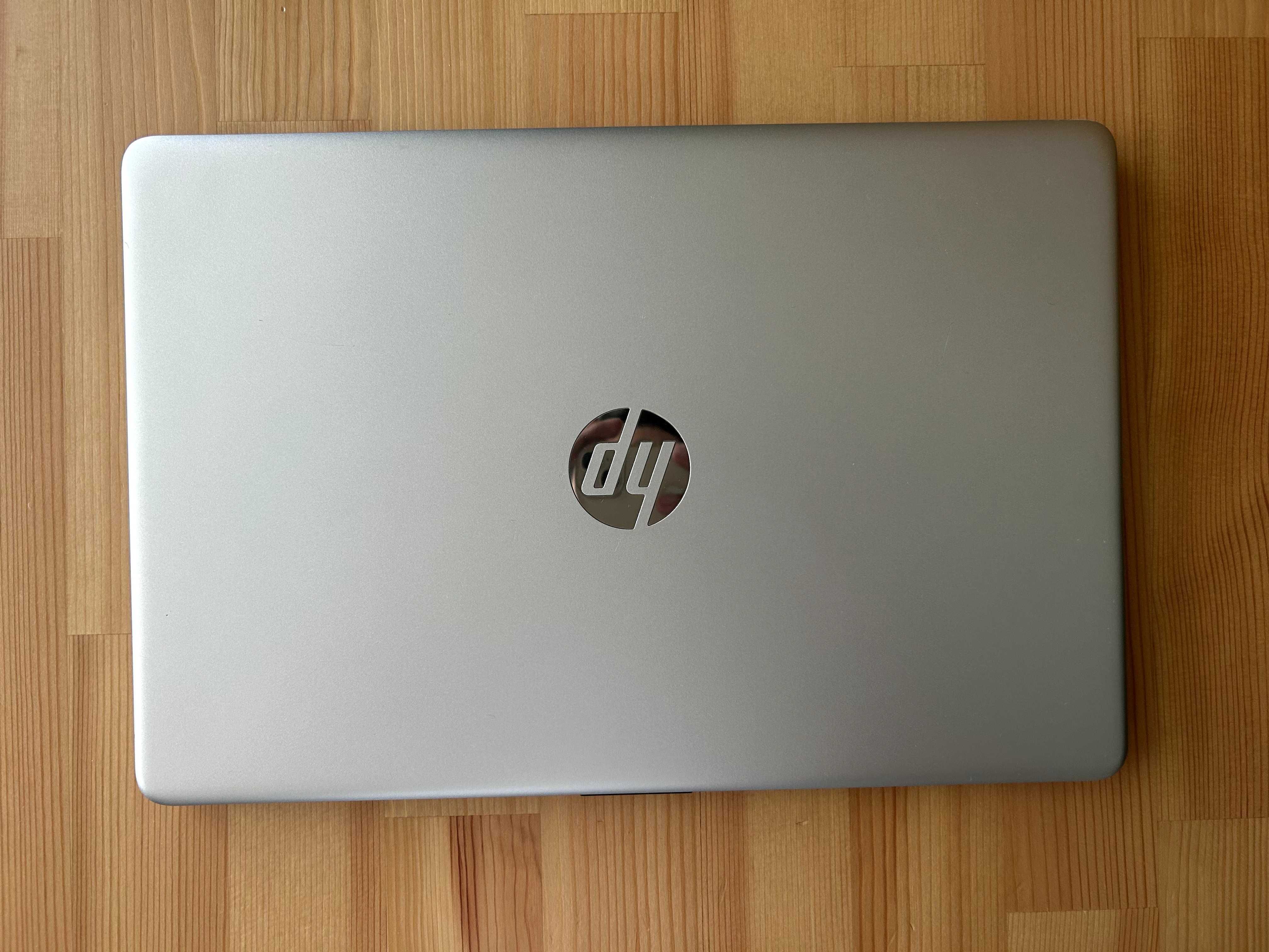 Лаптоп HP 16 GB 1 TB SSD AMD Ryzen 5 2021 15,6"