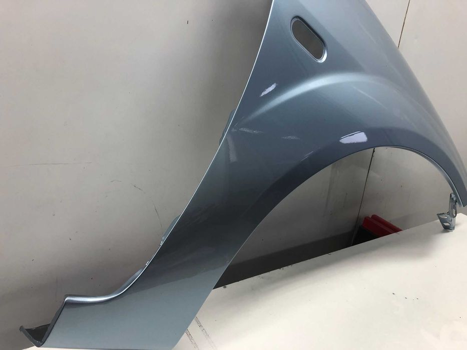 Aripa Fata Dreapta Ford Fiesta 2002-2008 (Tonic Metallic (Albastru))