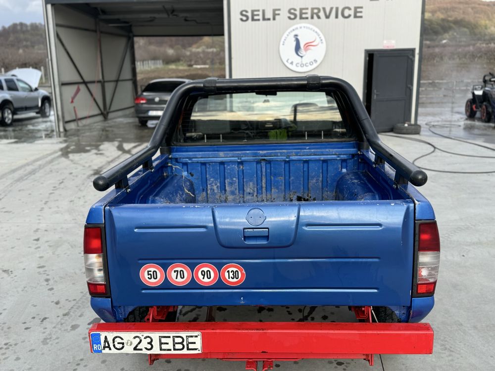Nissan Navara // 2004 // 2.5 D
