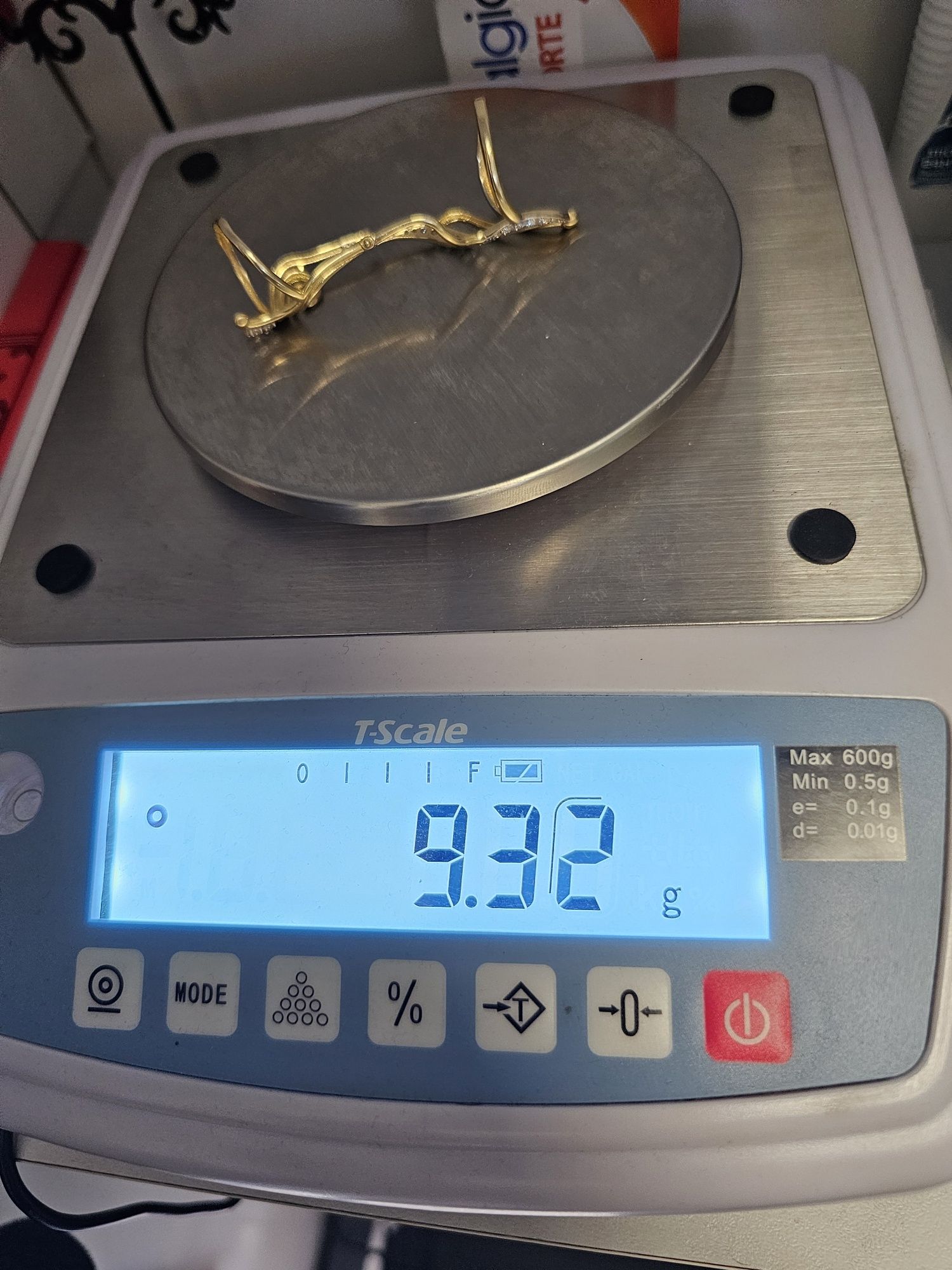 Vand inel din aur 14 k model deosebit