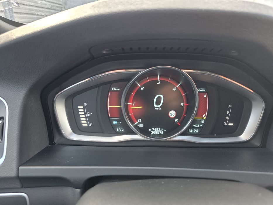 Volvo V60 hibrid 2013