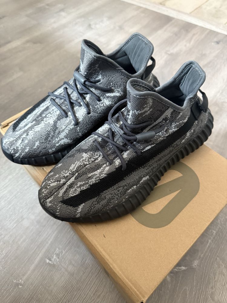 Yeezy 350 Dark salt 40-43