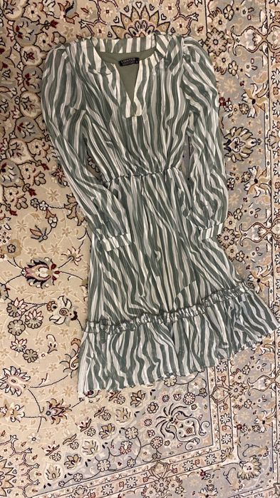 Продается платья