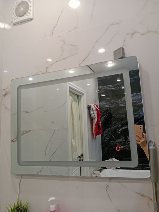 Продам зеркало с подсветкой 30 тыс