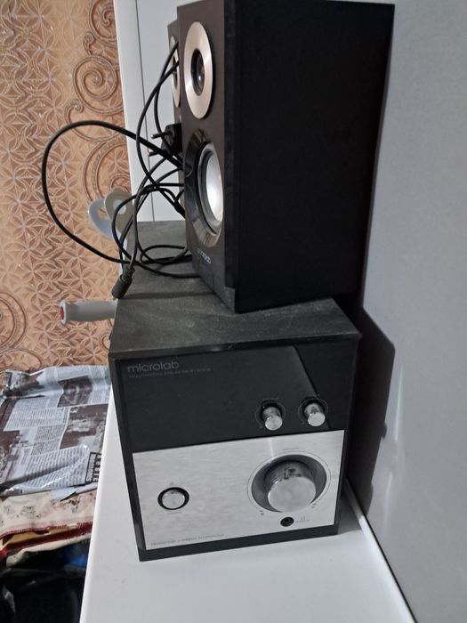Продам  Колонки и сабвуферы