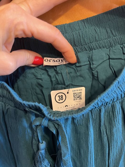 Fustă marca ORSAY, nouă, cu etichetă