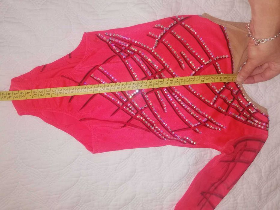 Трико художествена гимнастика