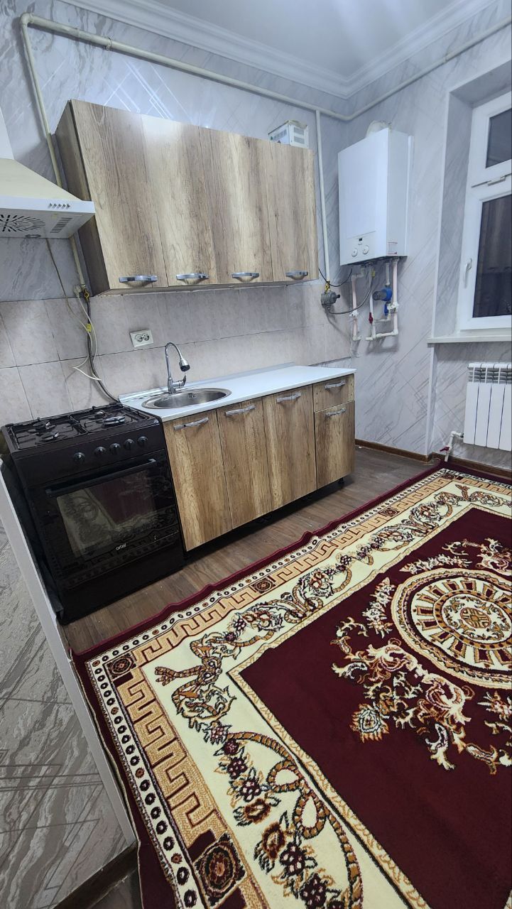 Сергили 8 худуд 3 хона 450$ упаковка дом