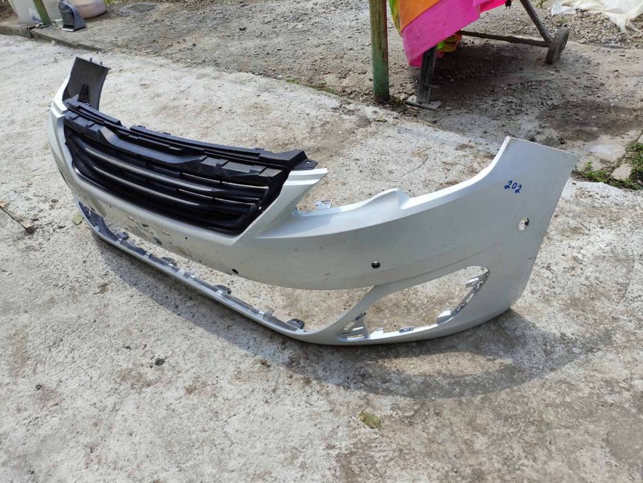 Предна броня за Peugeot 308  2013-2016год.