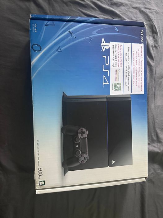 Sony ps4 500 gb  использовали 50-60 часов