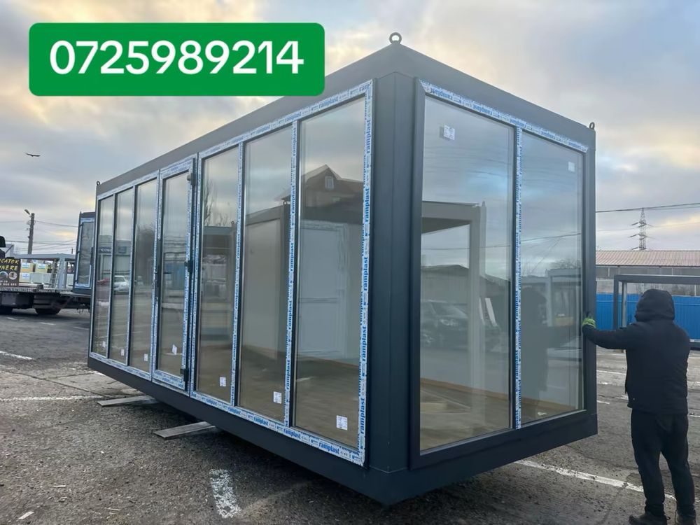 Container modular 3m x 6m cu vitrina si riflaj lemn grup sanitar
