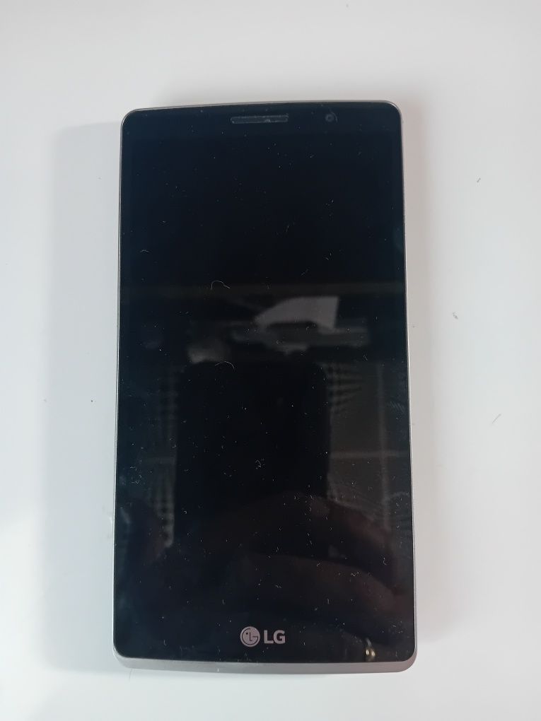 Смартфон LG stylo