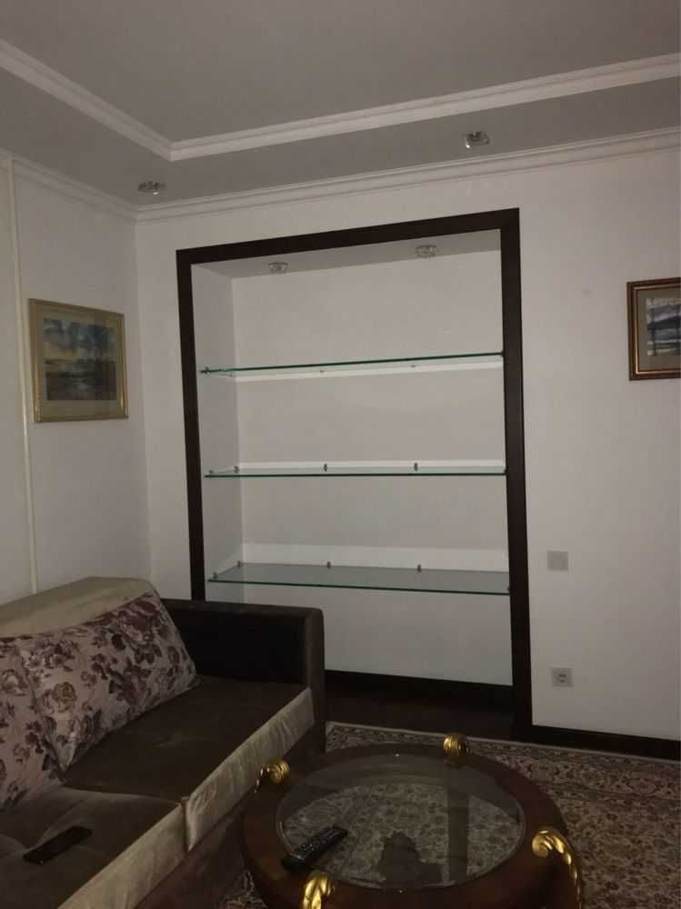 Продаётся 4х комнат квартира на Ц1
