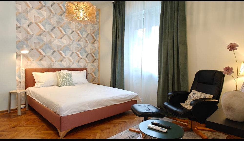 Тристаен апартамент в Пловдив център до къпана бизнес  Airbnb