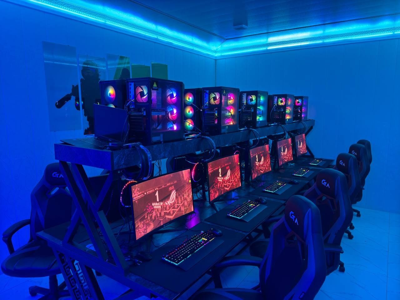 Kompyuter Xona Game Club