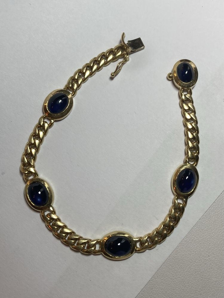 Bratara aur 18kt.cu safire