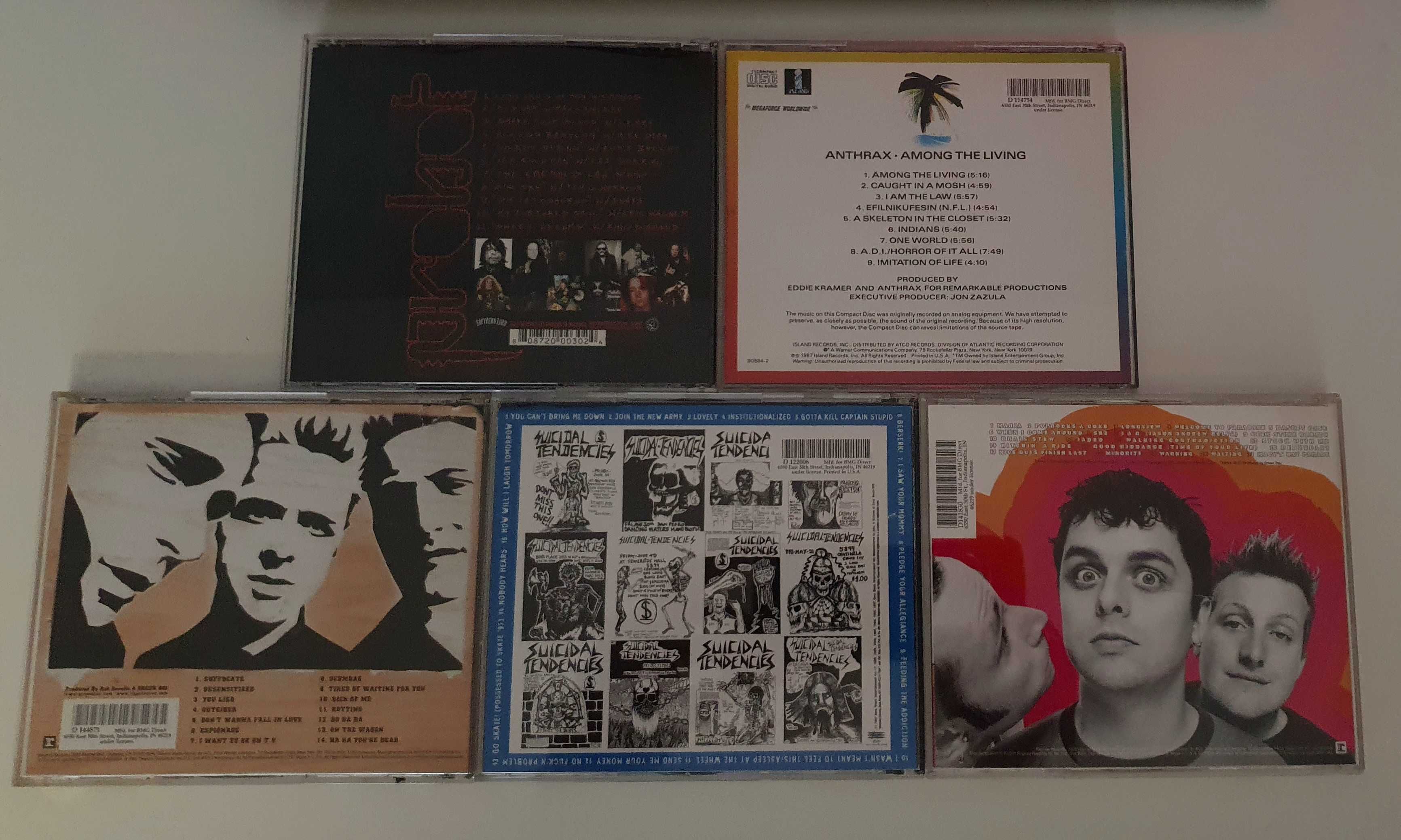 Оригинални CD дискове с музика