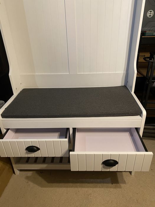 Закачалка за антре с пейка и 2 чекмеджета