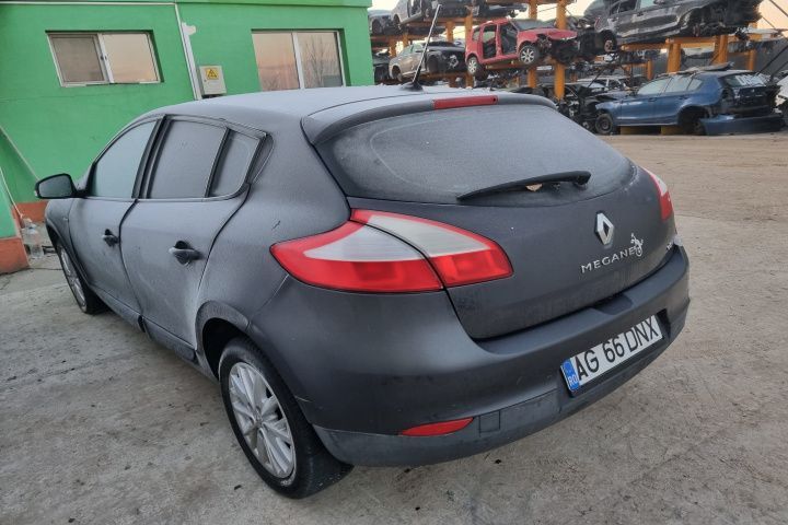 Dezmembrez Renault Megane 3 motor 1.6DCI  130cp  R9M 402 cutie de viteze dezmembrari piese