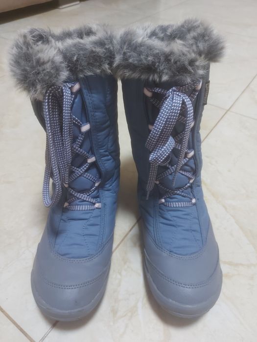 Непромокаеми дамски ботуши с цип, тип апрески