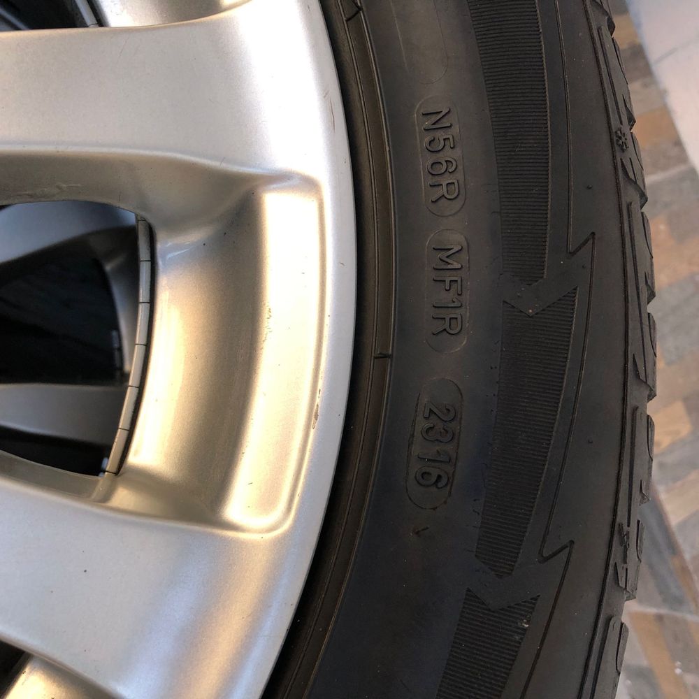 225 55 R16 Goodyear